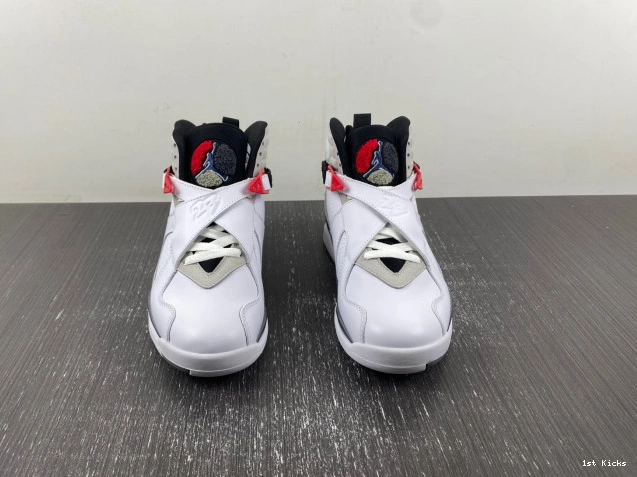 Retro 305381-103 Jordan (2013) 8 Bugs Bunny Air 0615